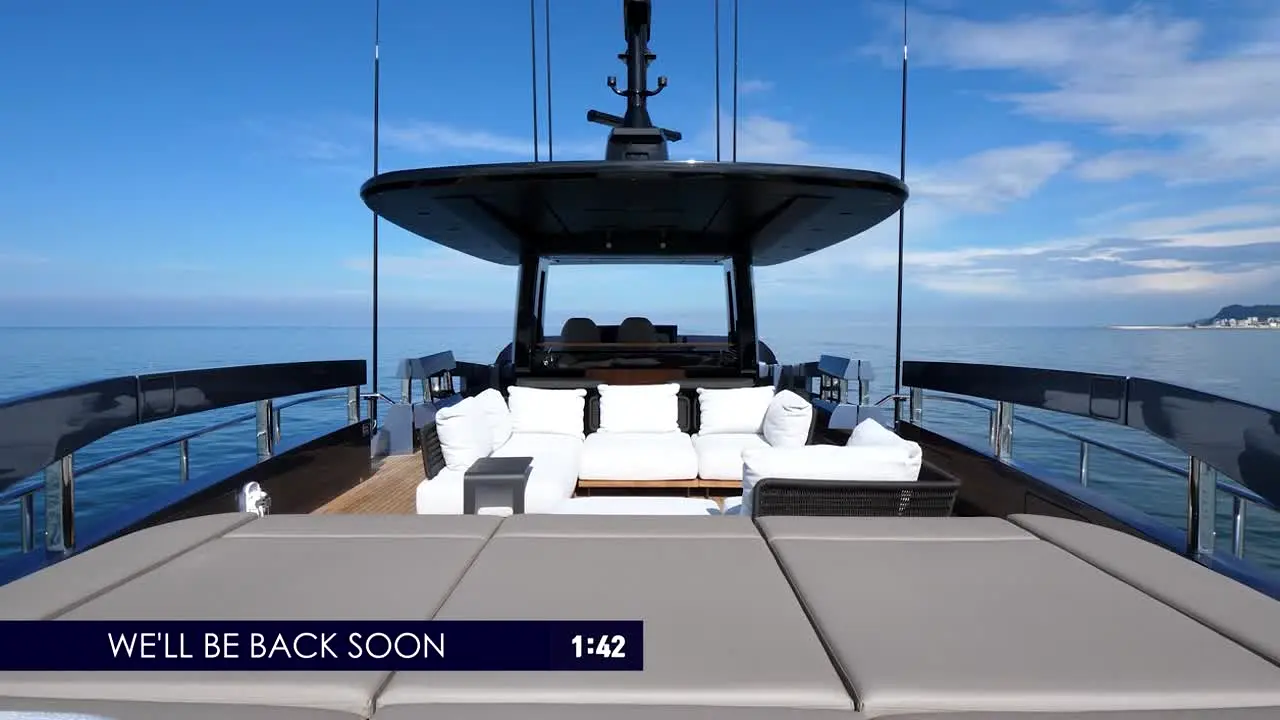 The Boat Show live
