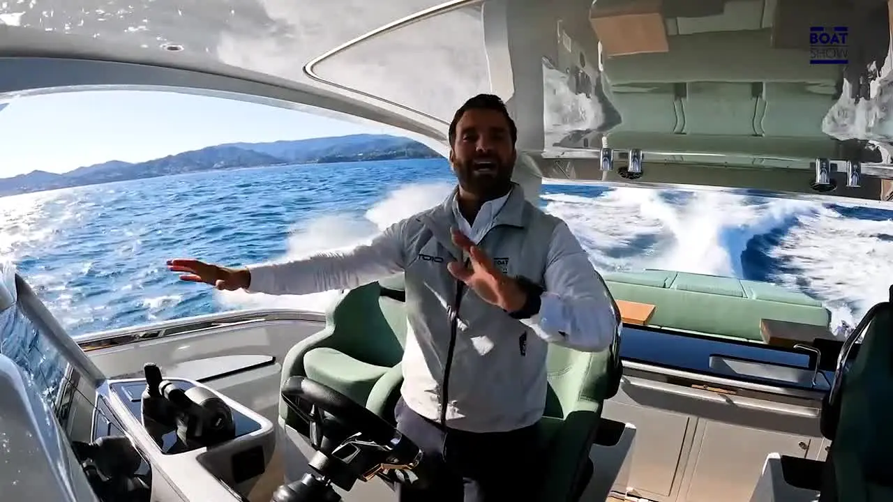 The Boat Show live
