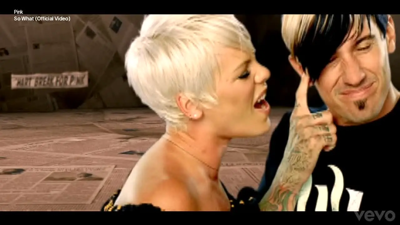 Vevo '90s & '00s in diretta