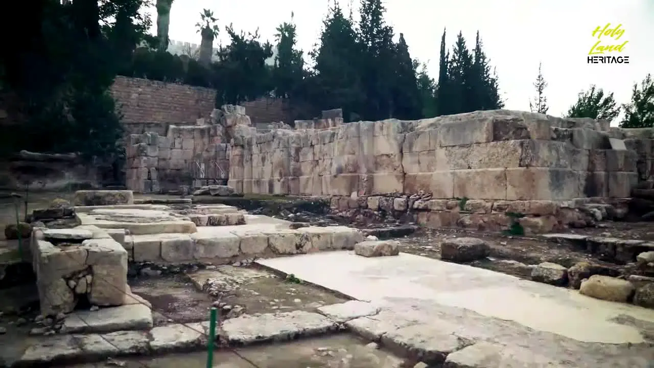 Holy Land Heritage in diretta