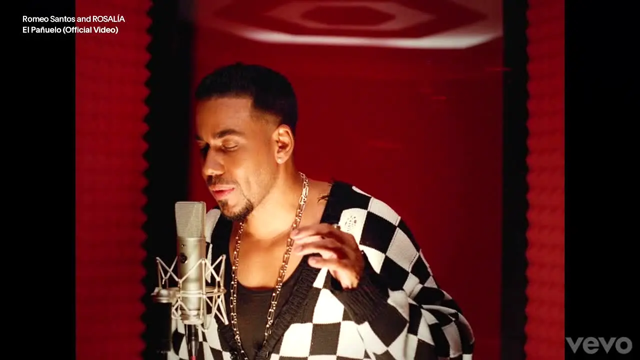 Vevo Latino live