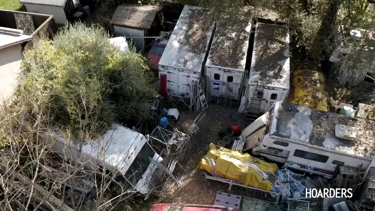 Hoarders live