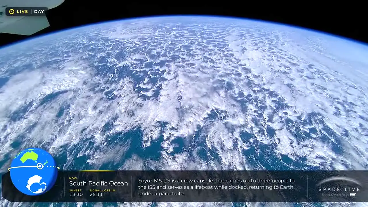 Space Live live
