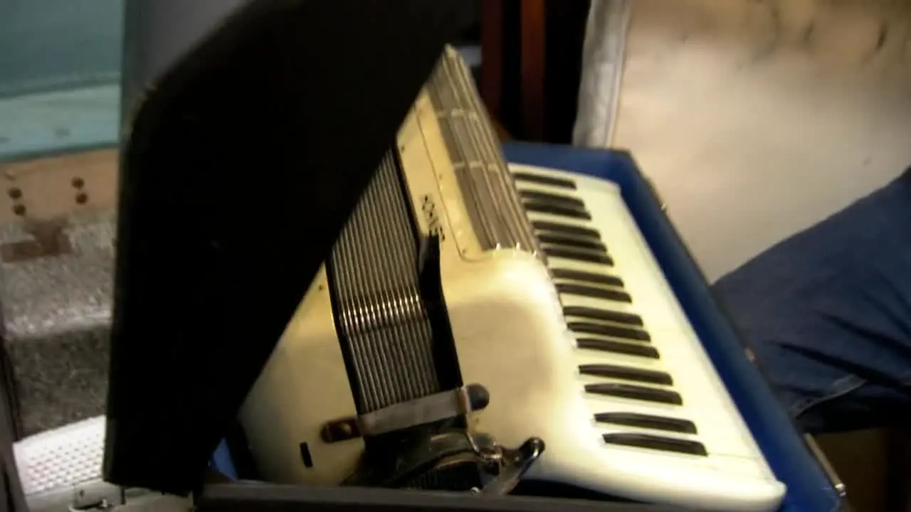 Adjugé vendu ! in diretta
