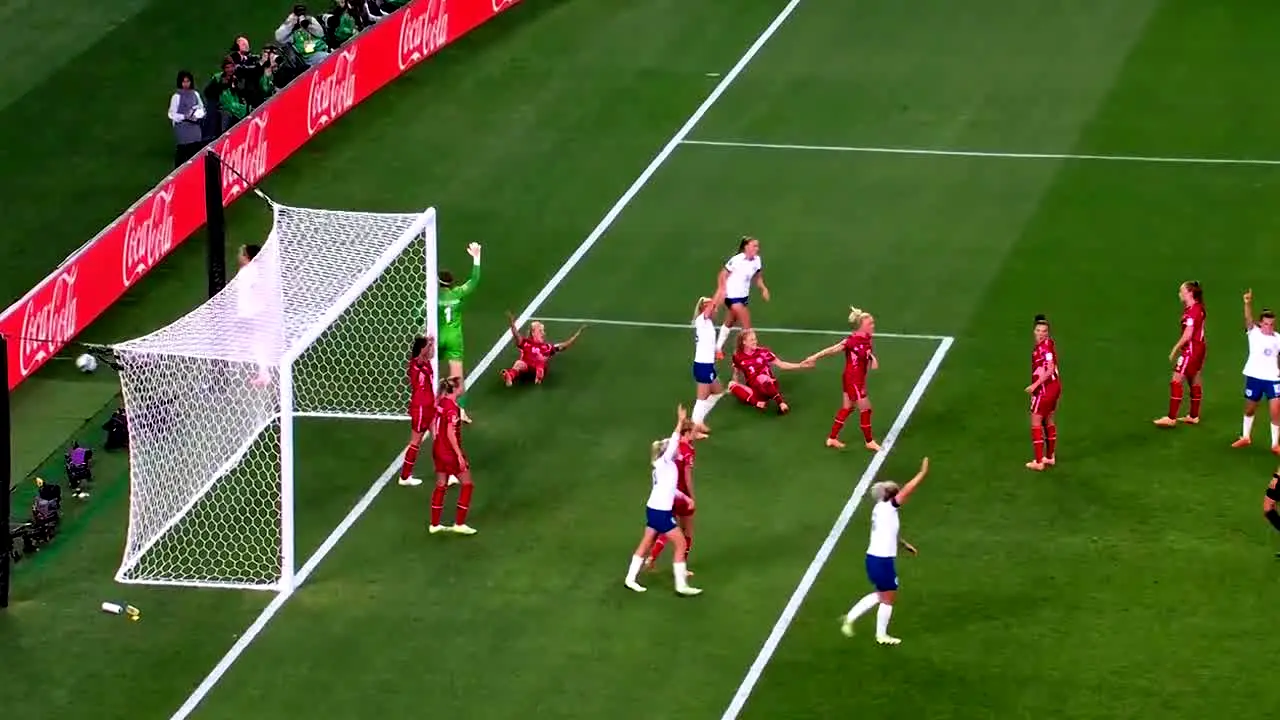 FIFA+ na żywo