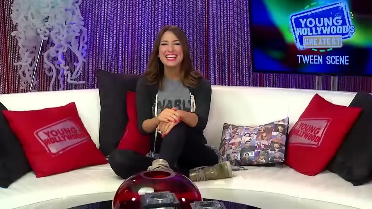 Young Hollywood live