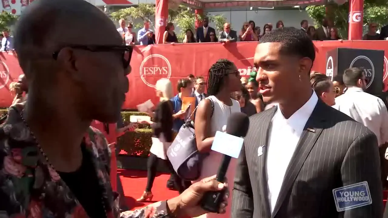 Young Hollywood na żywo
