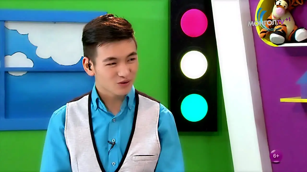 Mongolian Plus1 live