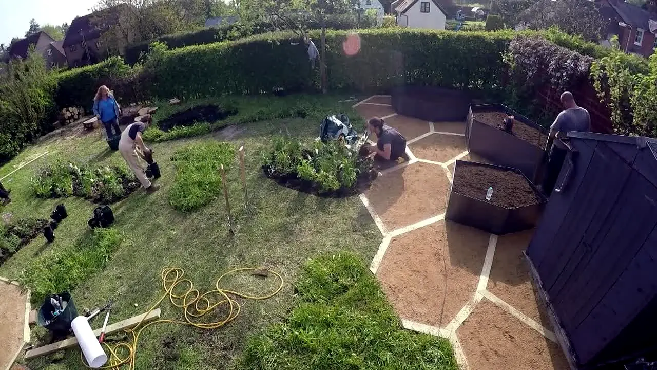 Garden Rescue live