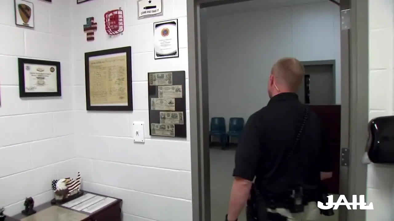 Jail live