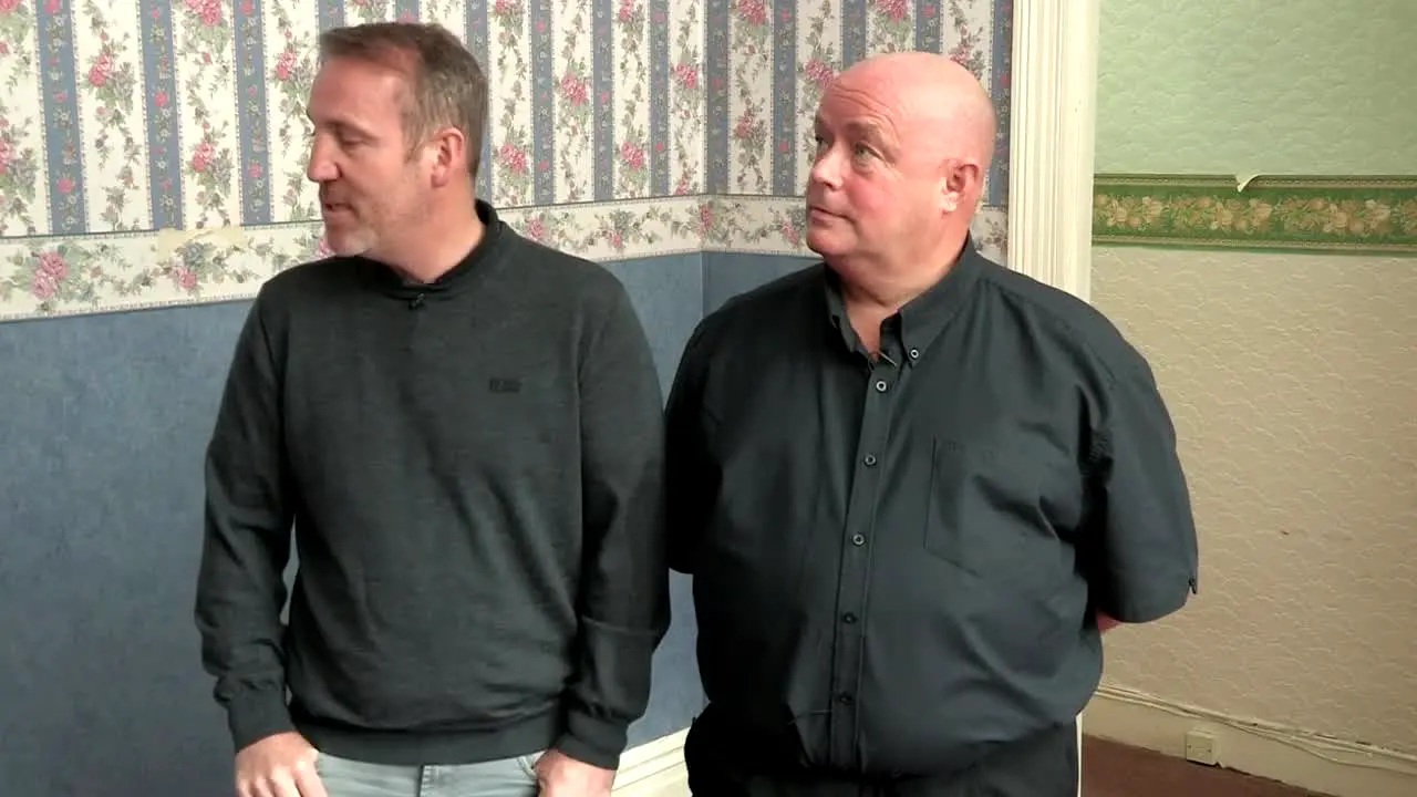Homes Under the Hammer live