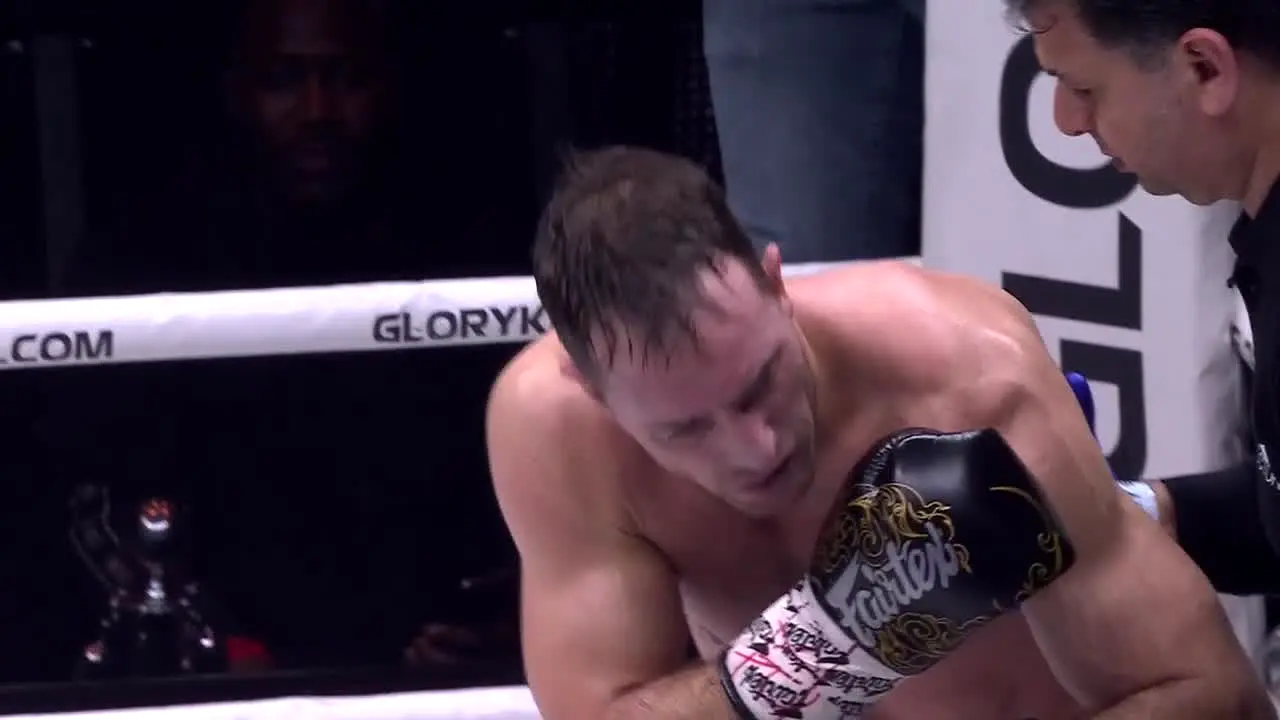 GLORY Kickboxing — прямой эфир