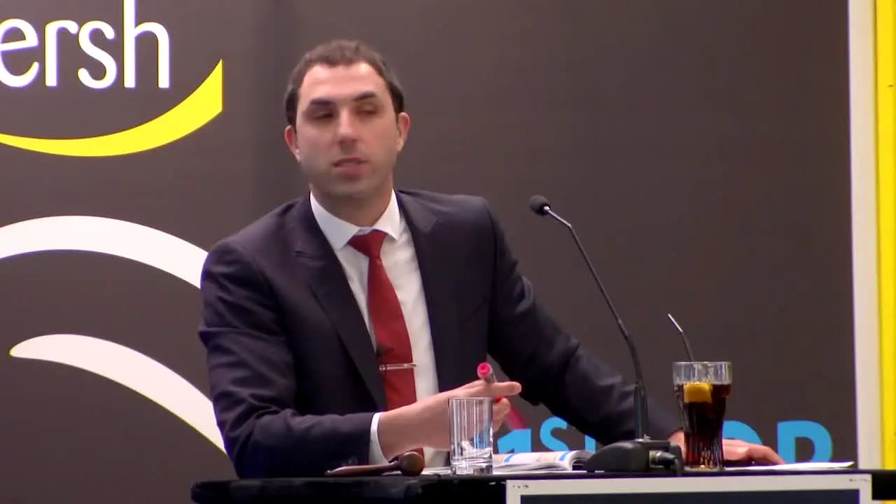 Homes Under the Hammer live