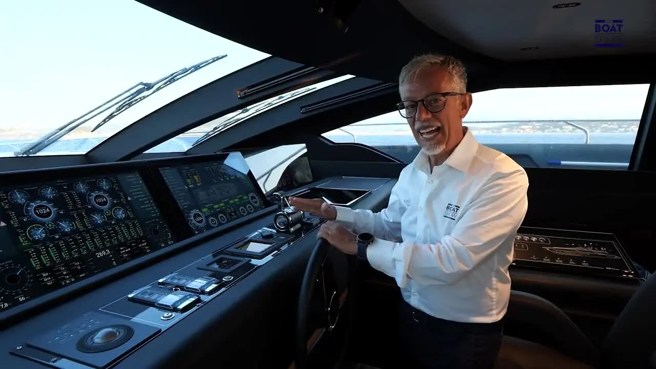The Boat Show live