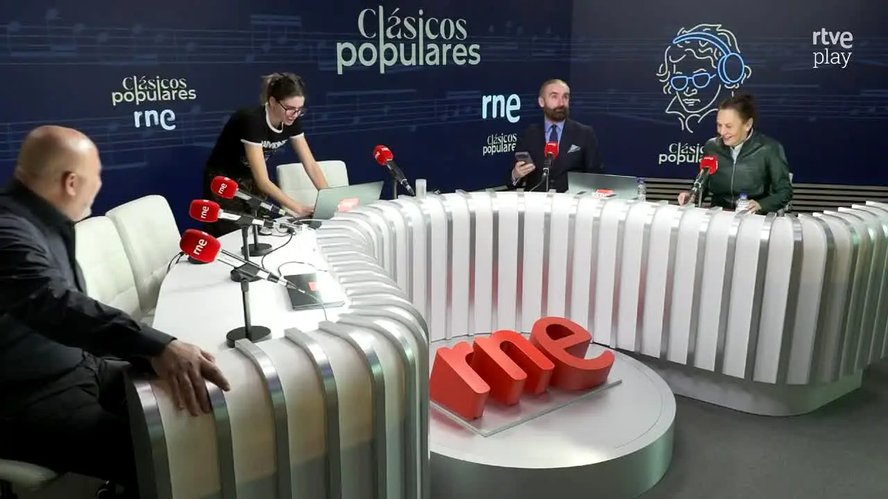 Radio Nacional live
