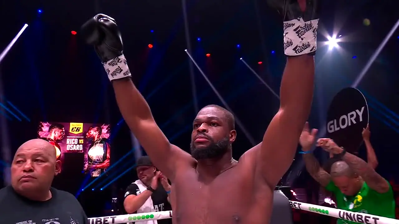 GLORY Kickboxing — прямой эфир