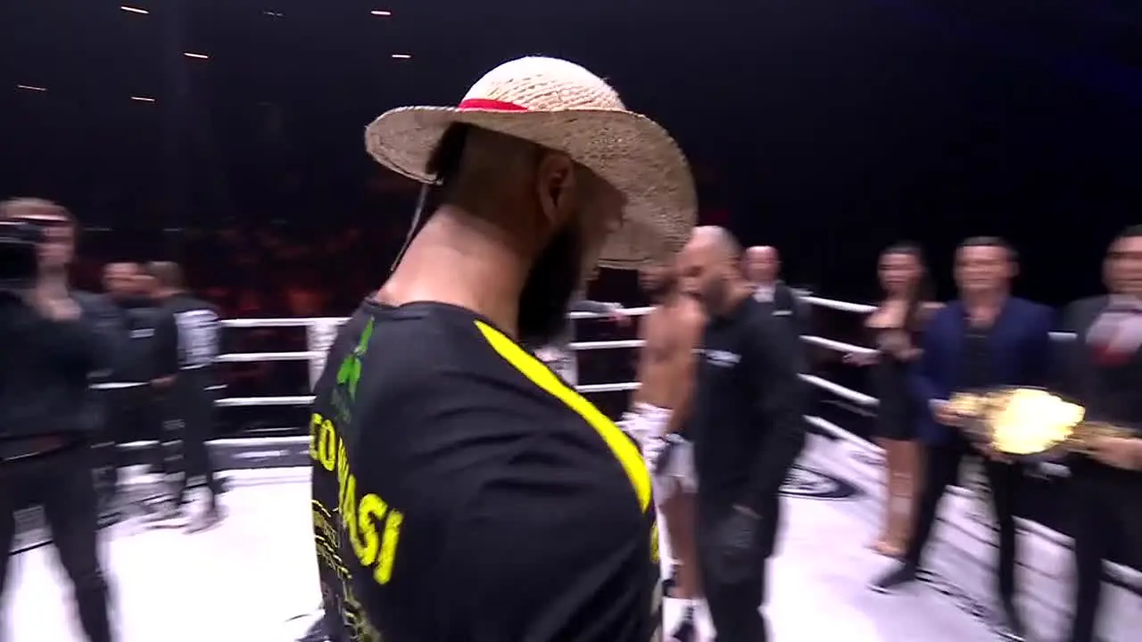 GLORY Kickboxing live