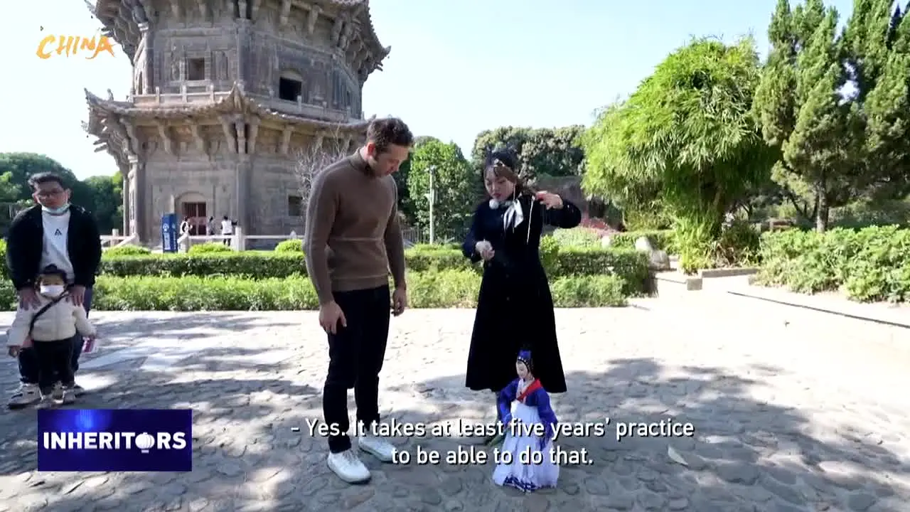 Discovering China live