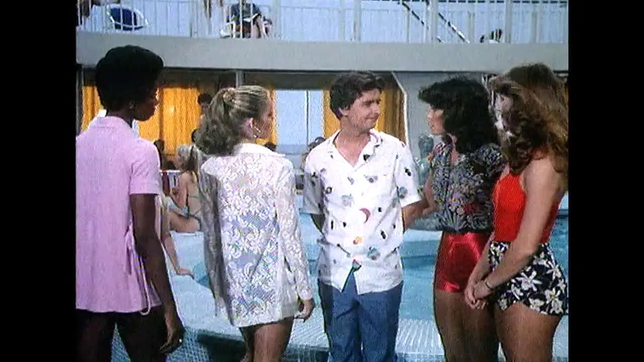 Love Boat live