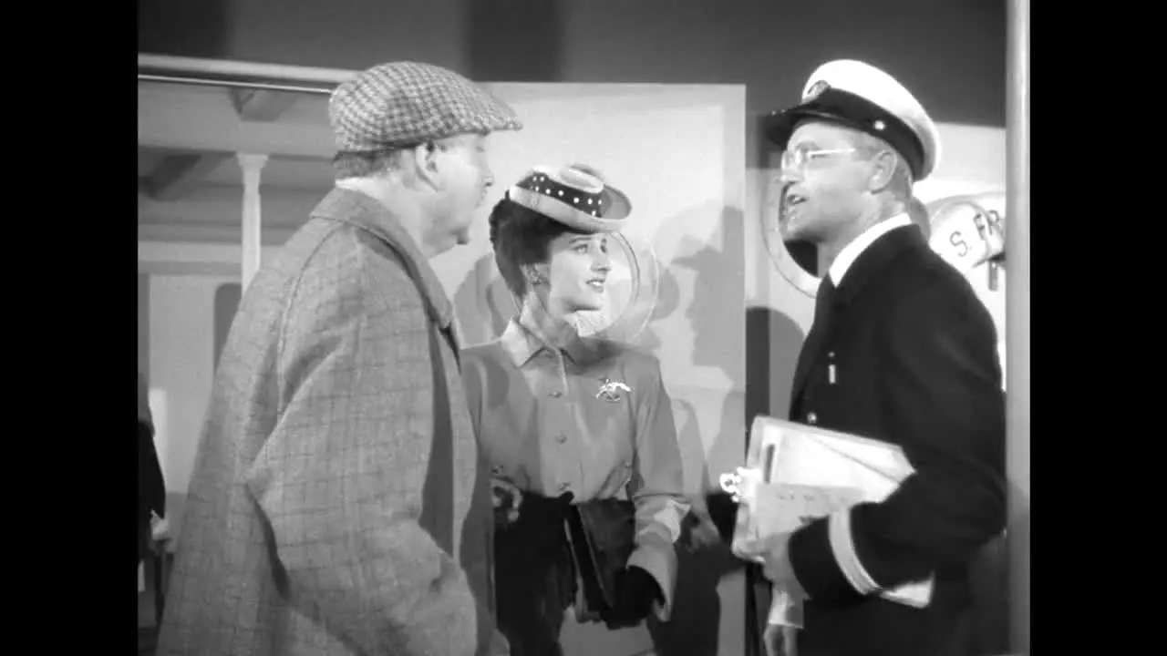 Pluto TV Sherlock Holmes — прямой эфир