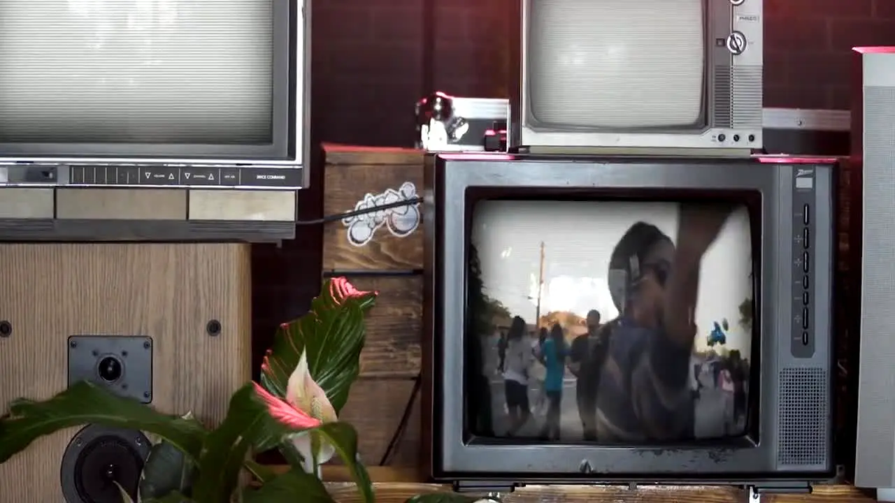 Afroland Documentary na żywo