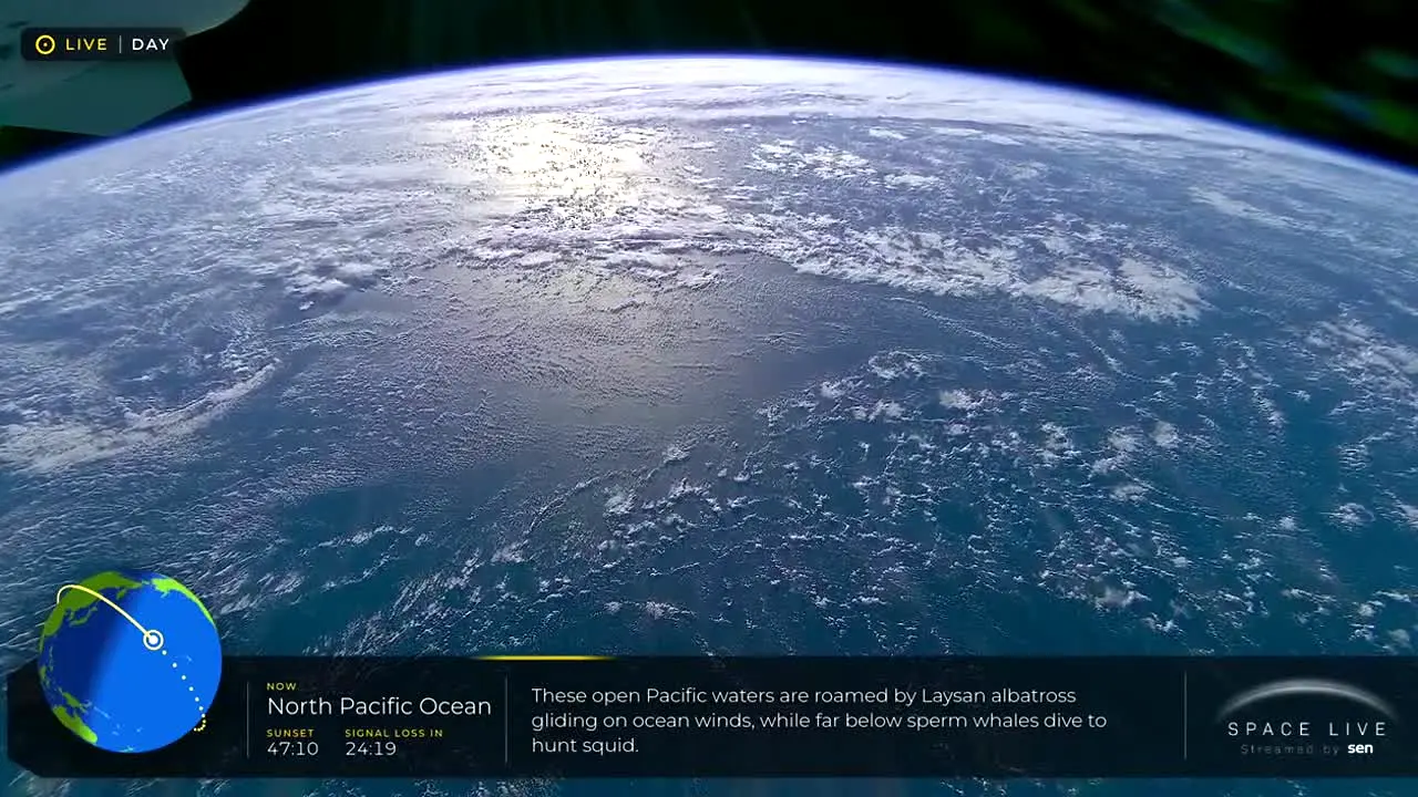 Space Live live