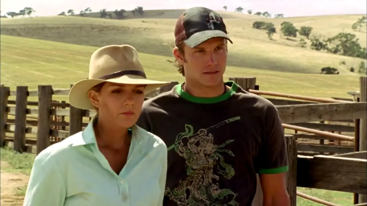 McLeod's Daughters live