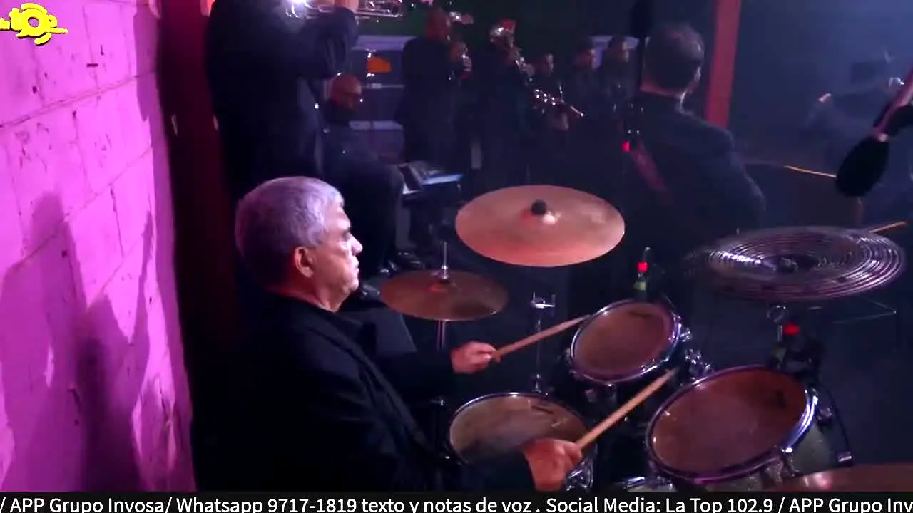 La Top 102.9 ao vivo