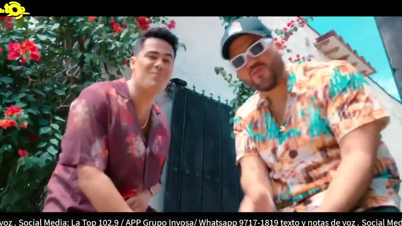 La Top 102.9 live