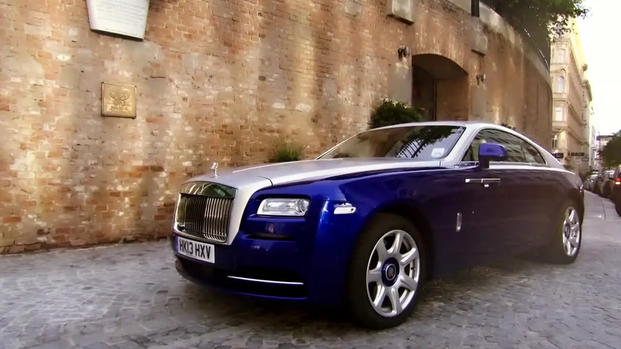 Fifth Gear live