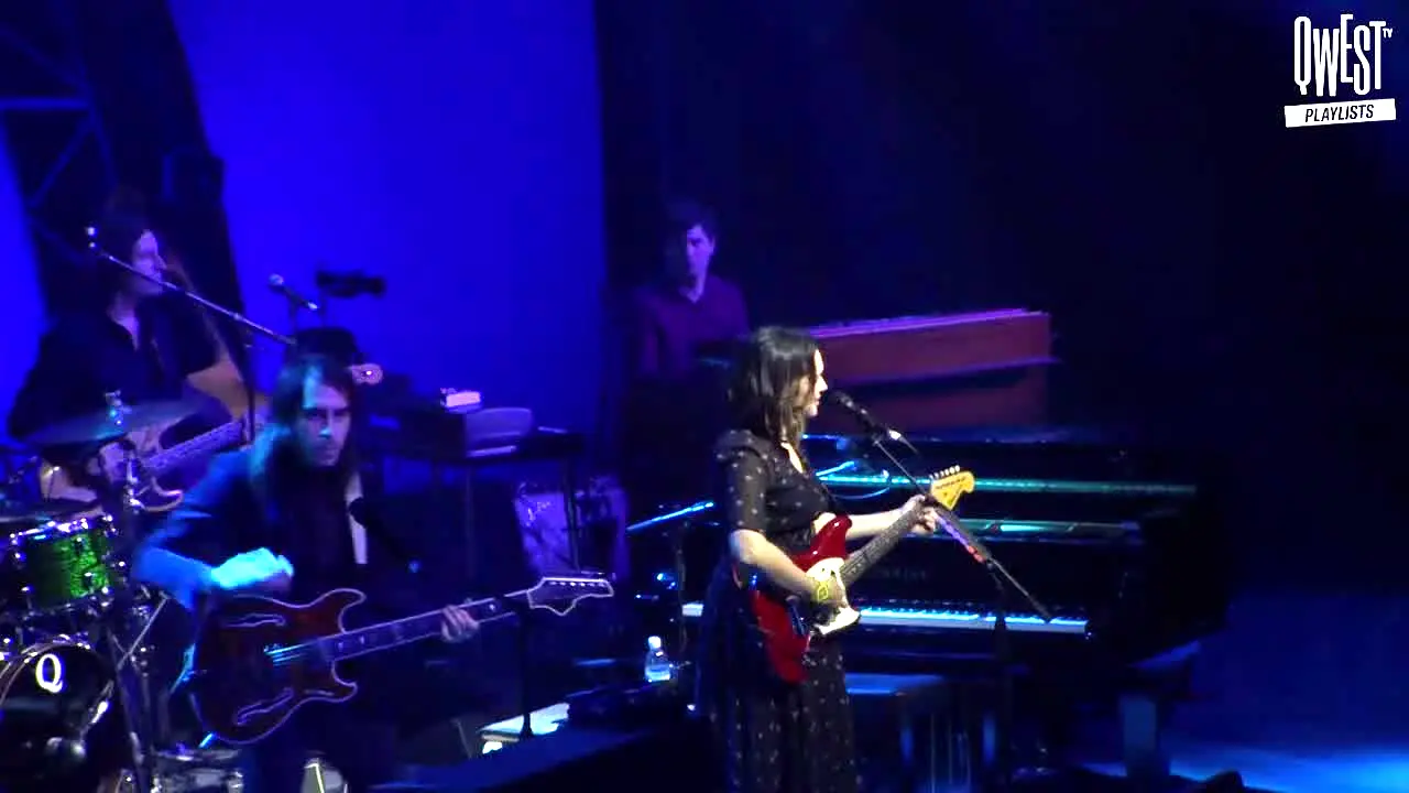 Qwest TV live