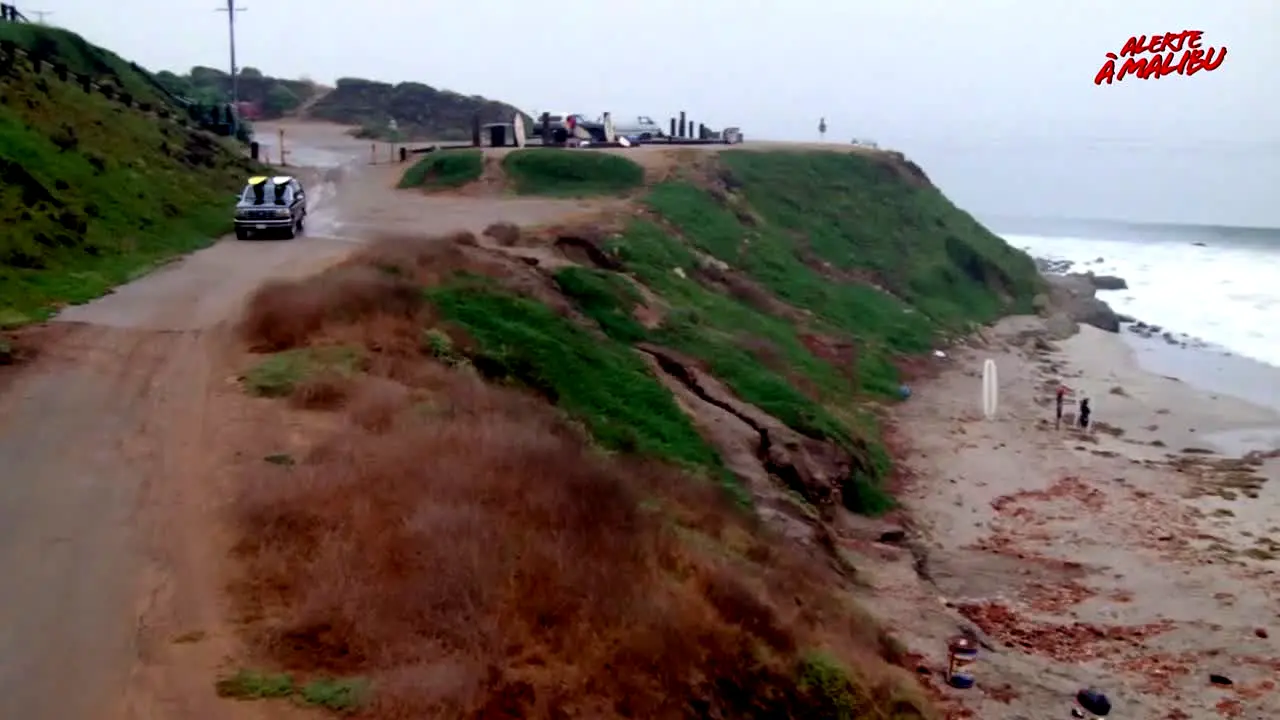 Alerte à Malibu [FR] live