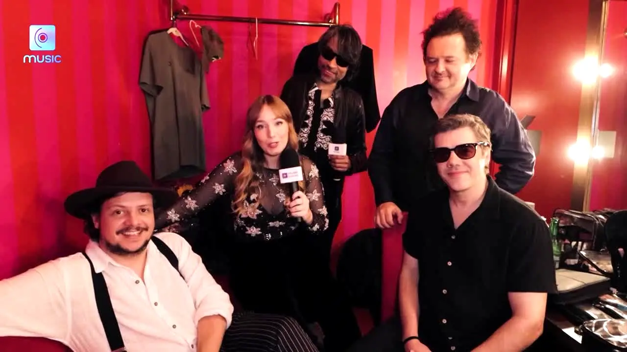 Music Box Brazil live