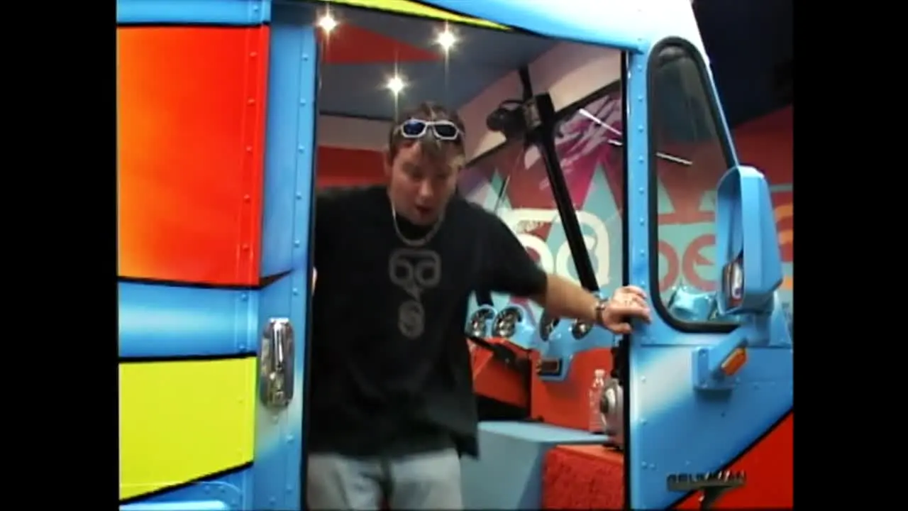 Pluto TV Real Life live